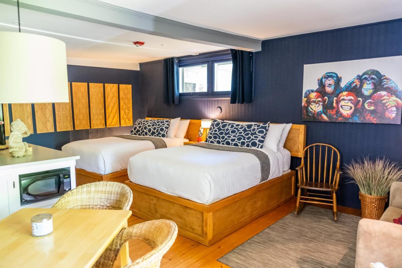 Lighthouse Motel And Cottages ブリッジウォーター エクステリア 写真